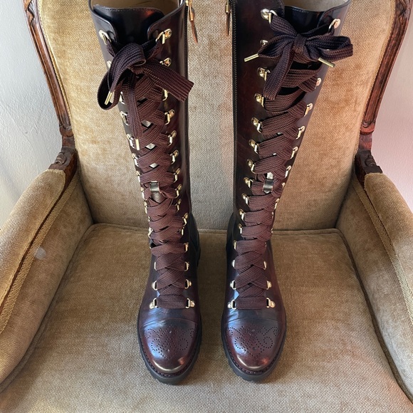 Elegant Brown Lace-Up Knee-High Boots - Picture 4 of 7